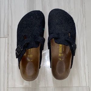 Boston Anthracite Birkenstock Clogs